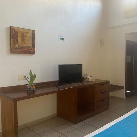 Hotel Pez Vela Manzanillo Εξωτερικό φωτογραφία