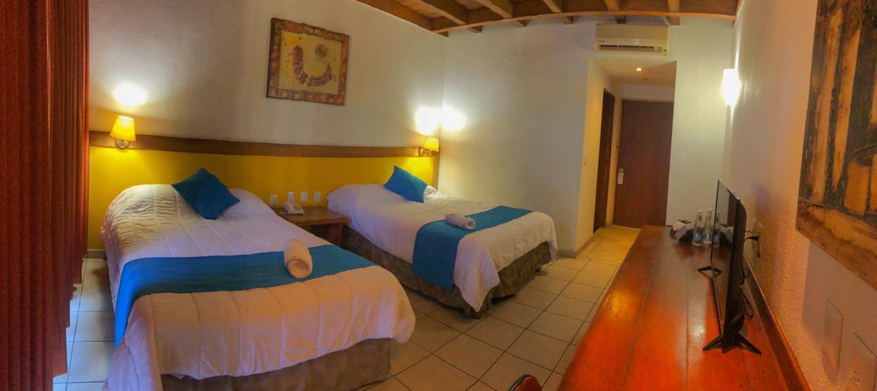 Hotel Pez Vela Manzanillo Εξωτερικό φωτογραφία
