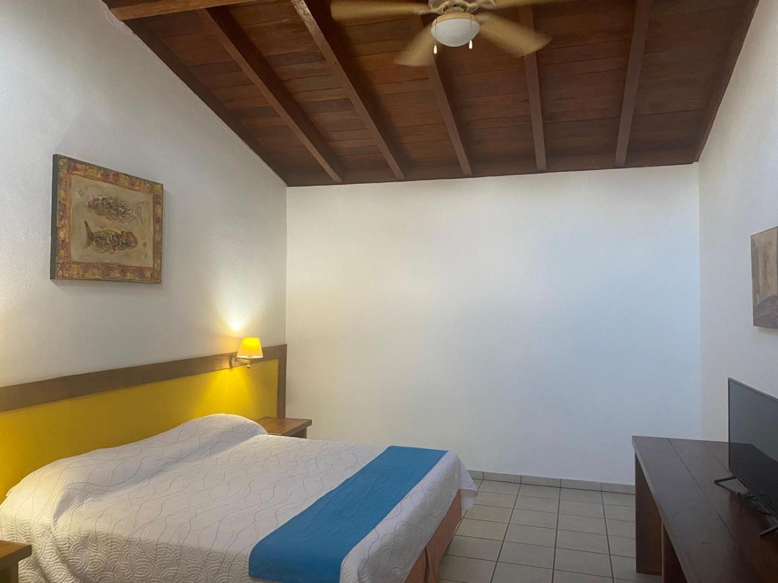 Hotel Pez Vela Manzanillo Εξωτερικό φωτογραφία